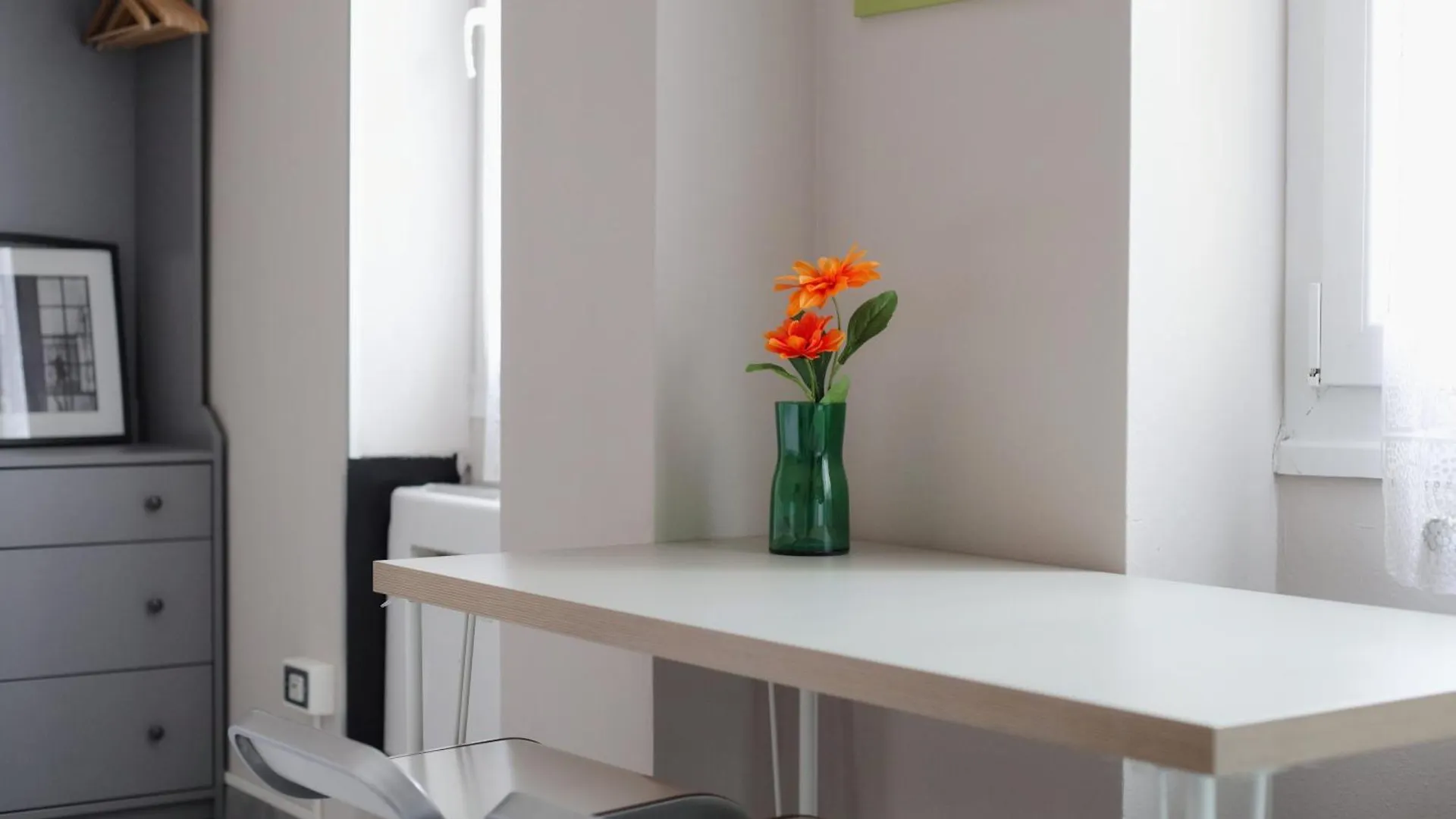 Apartment Milano Central Station Studio 33 Via Sammartini Italy